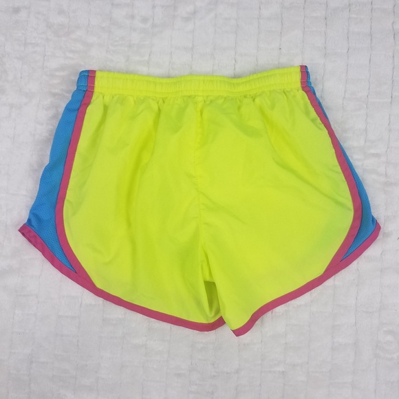 Nike Dri-Fit Shorts (Girls) Sz M - Picture 2 of 6